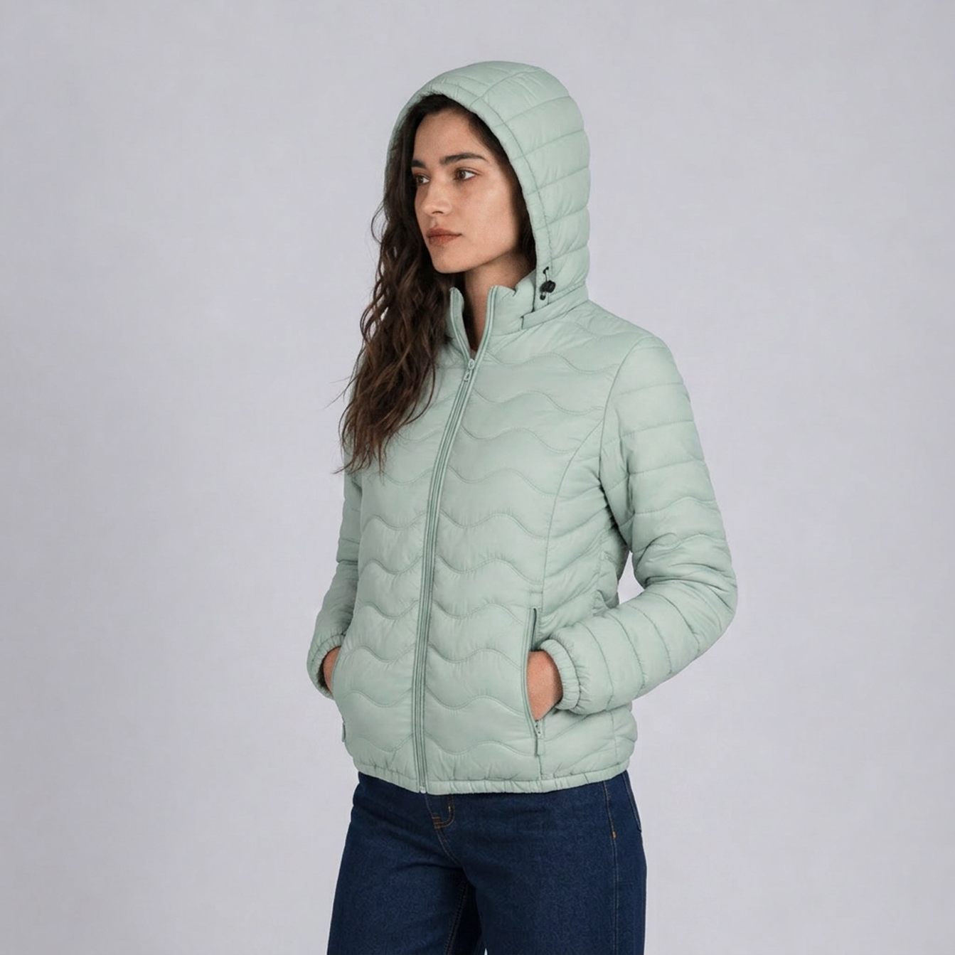 Casaca Puffer Entallada Belinda 8850 Con Capucha Para Mujer - Verde