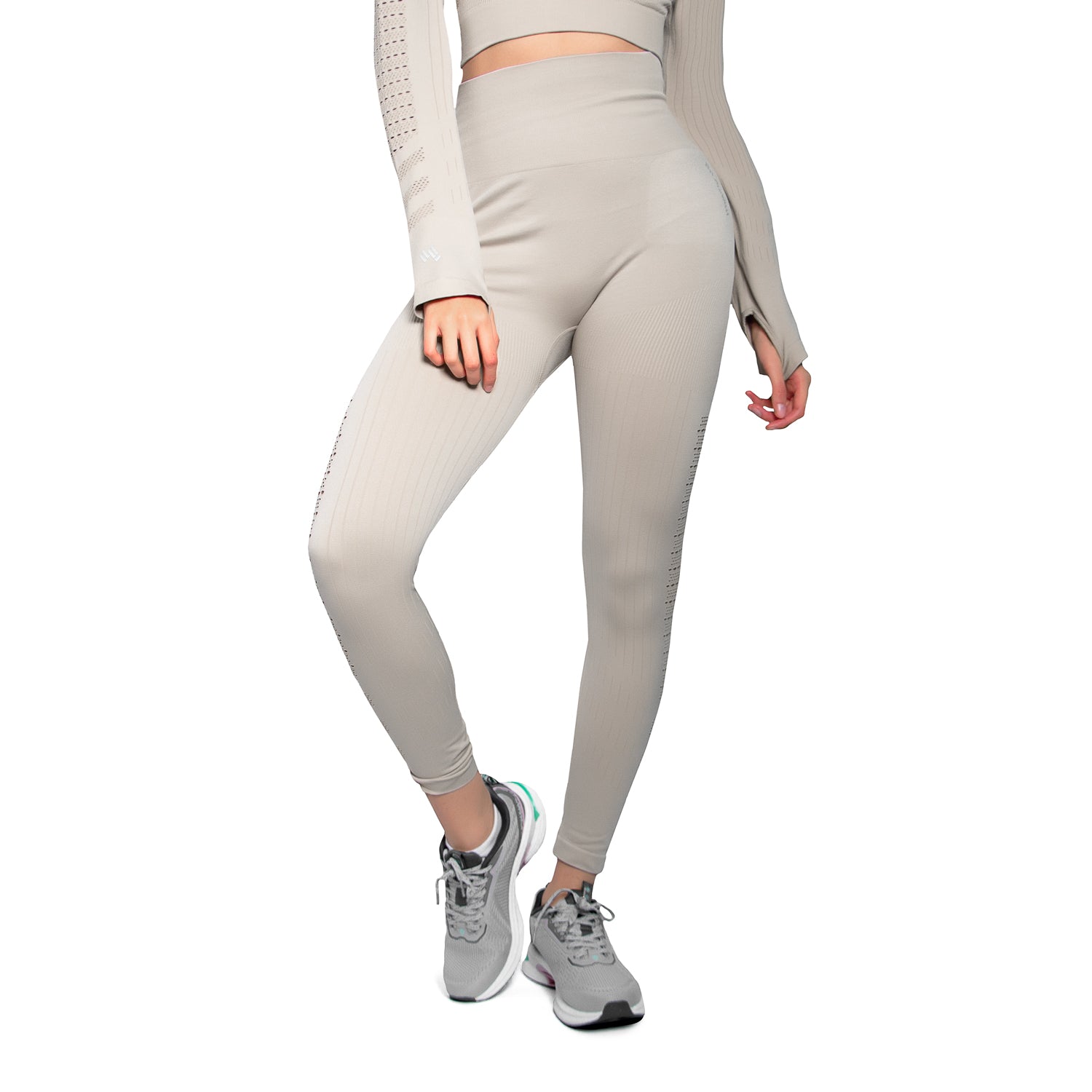 Conjunto Deportivo ActiveWear Beige