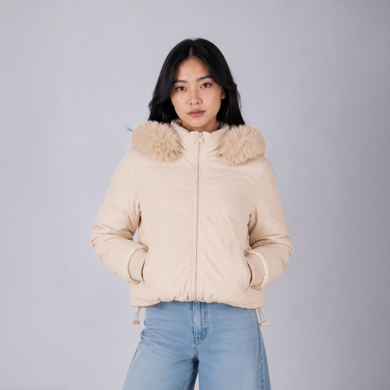 Casaca Puffer Corta para Mujer Belinda 9914 con Capucha de Peluche - Beige